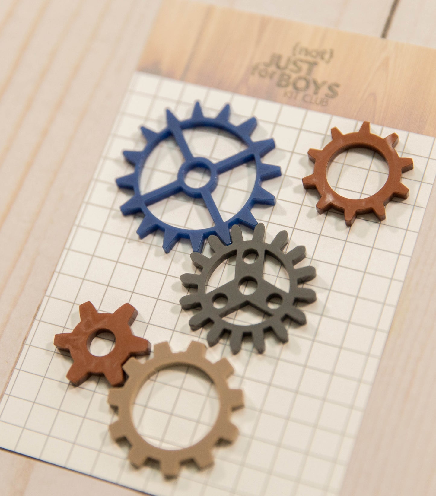 "Cog" Acrylic Embellishment Set