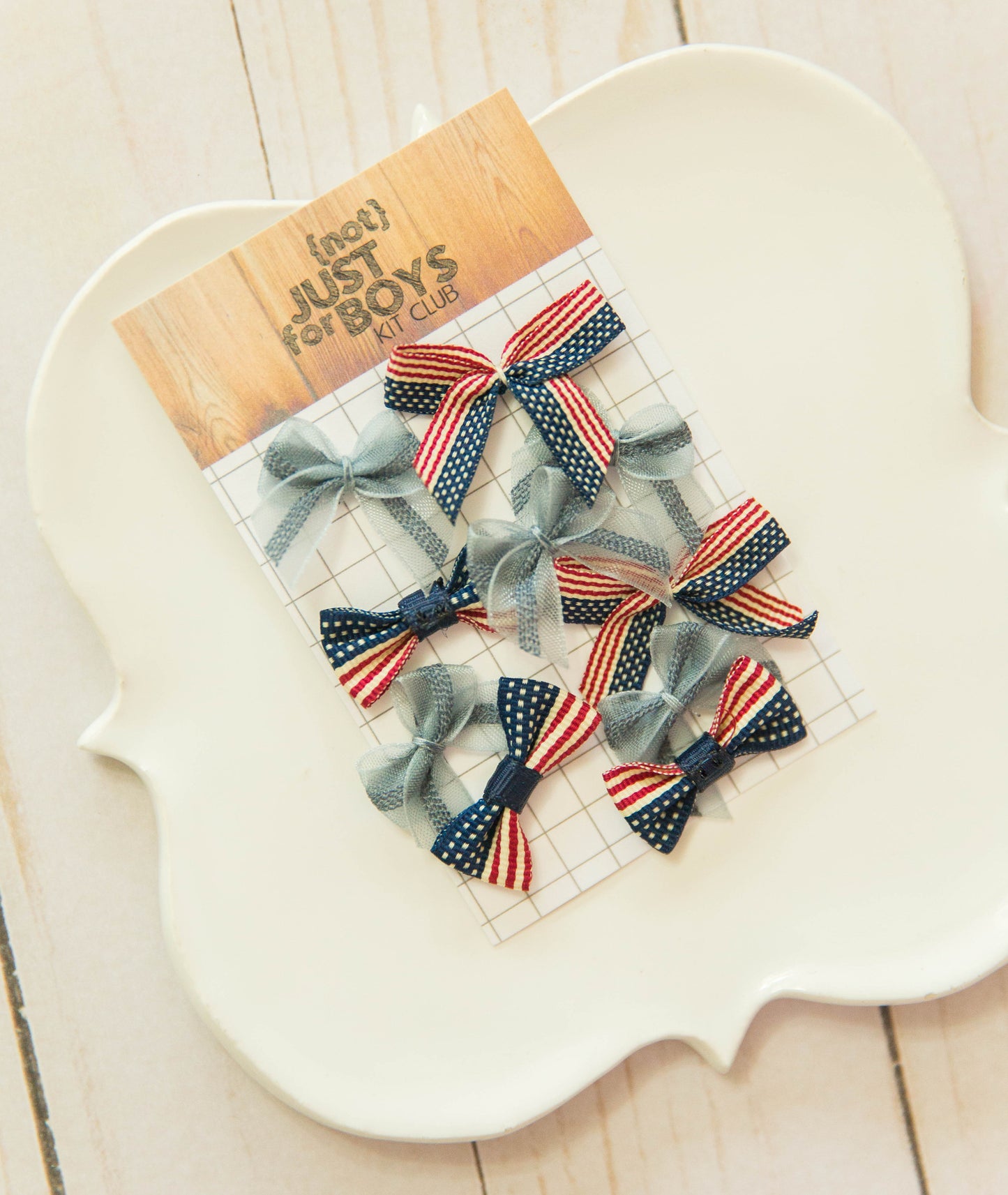 "Party in the USA" Mini Bows