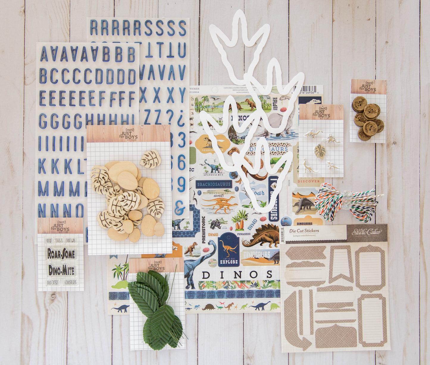 "Jurassic Beasts” Deluxe Theme Kit